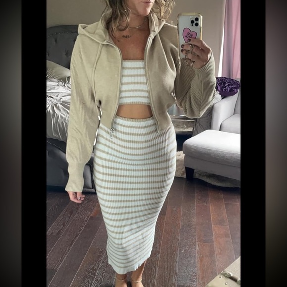 New with Tags Viral Strapless Knit Dress Medium - Picture 3 of 9